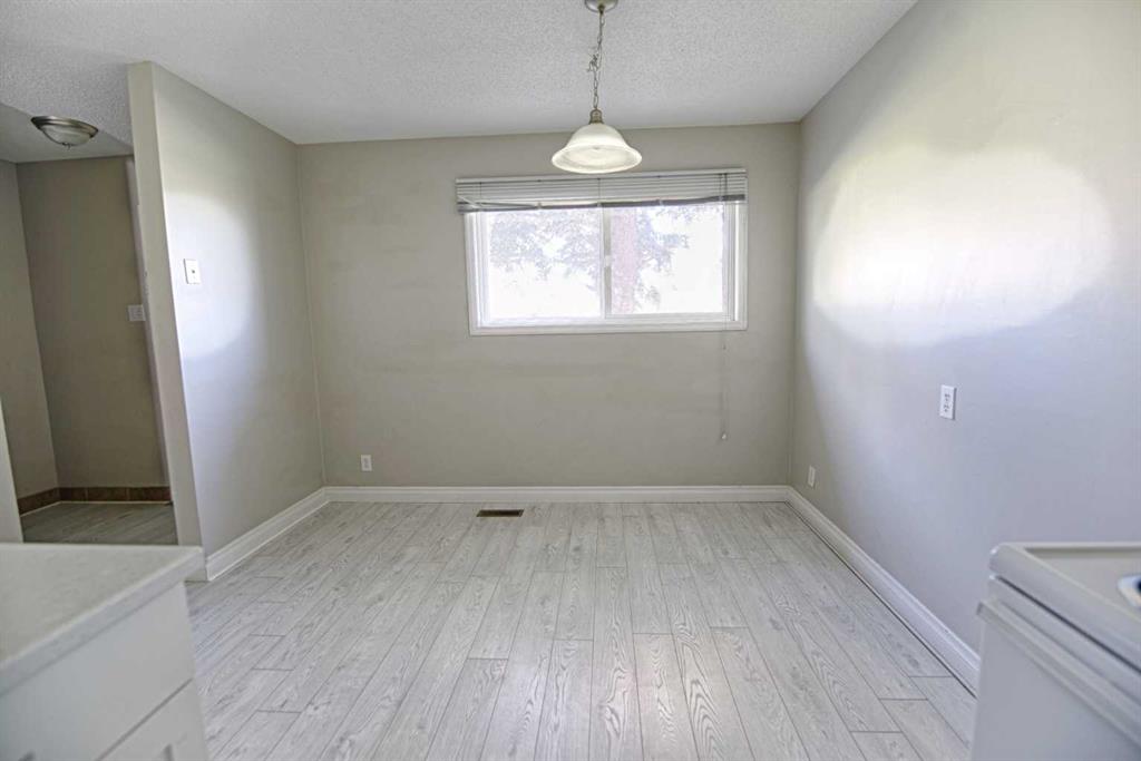 Fifth View of 6, 55 Lemoyne Crescent W, Varsity Village, Lethbridge, Alberta, T1K 4J7