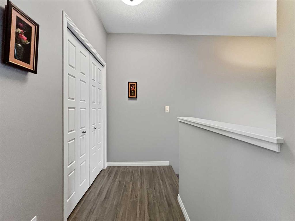 Fourth View of 34 Hutton Place , Hawkridge Estates, Penhold, Alberta, T0M 1R0