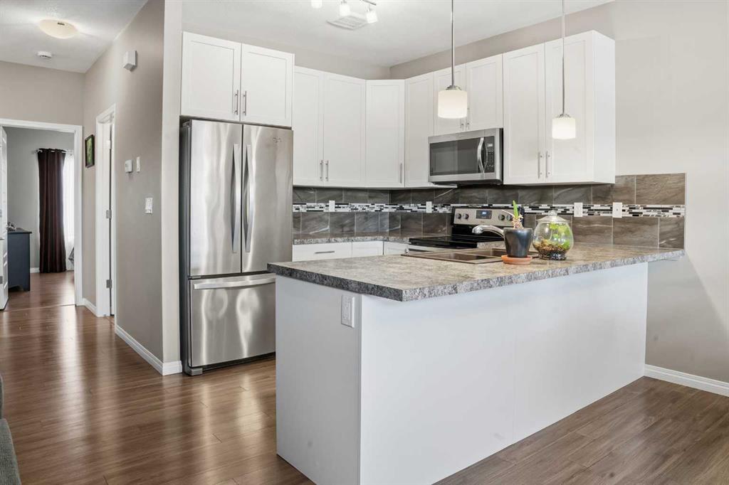 Fifth View of 34 Hutton Place , Hawkridge Estates, Penhold, Alberta, T0M 1R0