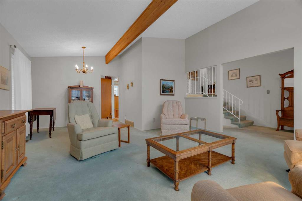 Fifth View of 219 Parkwood Place SE, Parkland, Calgary, Alberta, T2J 3X2