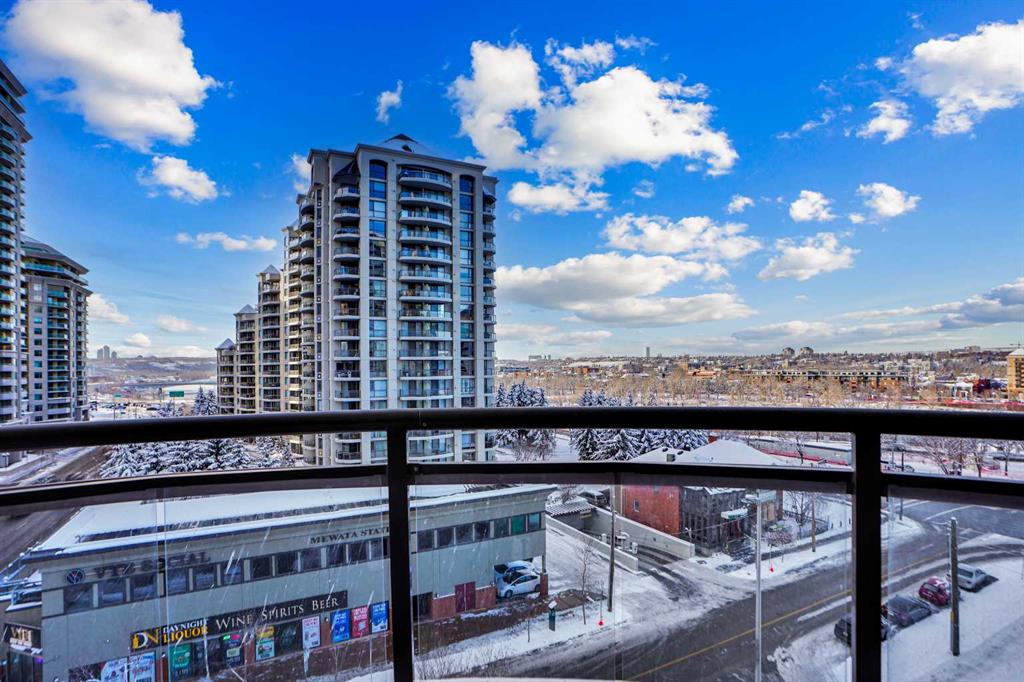 Second View of 705, 1088 6 Avenue SW, Downtown West End, Calgary, Alberta, T2P 5N3
