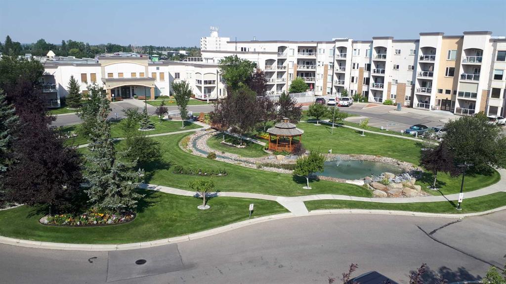 225, 2020 32 Street S, A2273693, Alberta,