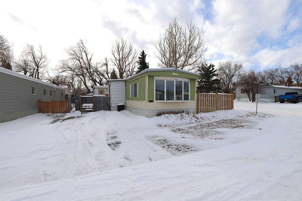 Fourth View of 33, 895 Elizabeth Street , NONE, Pincher Creek, Alberta, T0K1W0