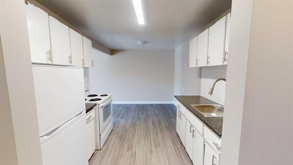 Third View of 208, 9807 108 Avenue , VLA Montrose, Grande Prairie, Alberta, T8V1N5