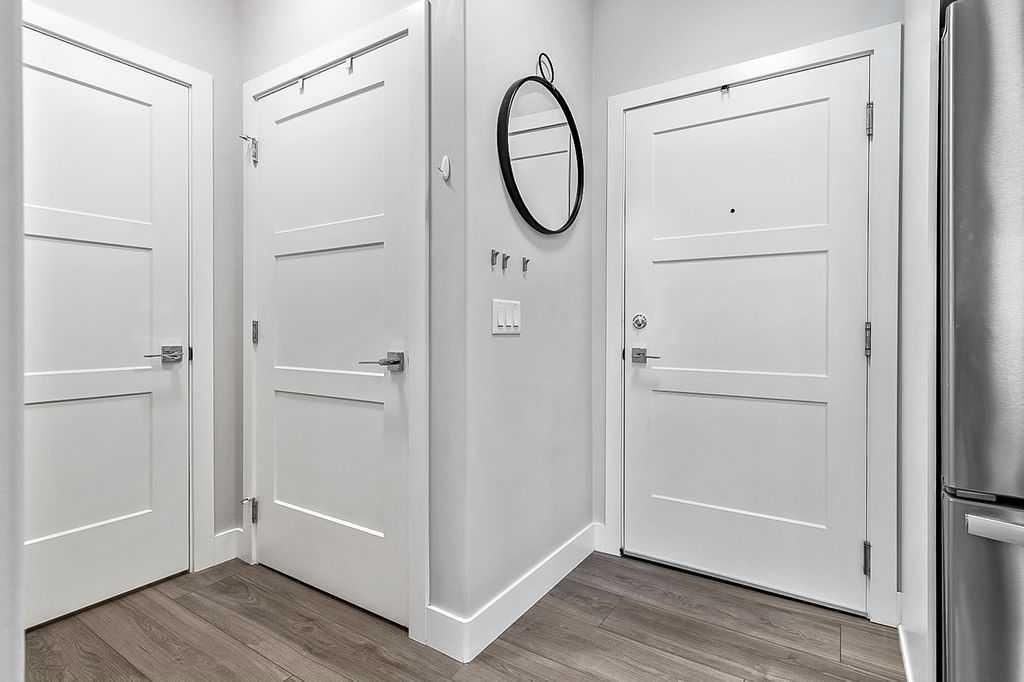 Fifth View of 302, 8355 19 Avenue SW, Springbank Hill, Calgary, Alberta, T3H 6G3