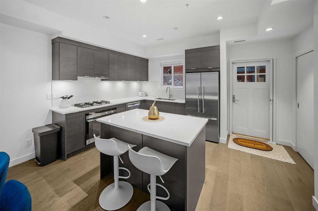 Third View of 302, 1818 14A Street SW, Bankview, Calgary, Alberta, T2T 3W6