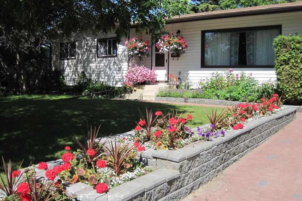 Second View of 9926 85 Avenue , Highland Park, Grande Prairie, Alberta, T8V 0A3