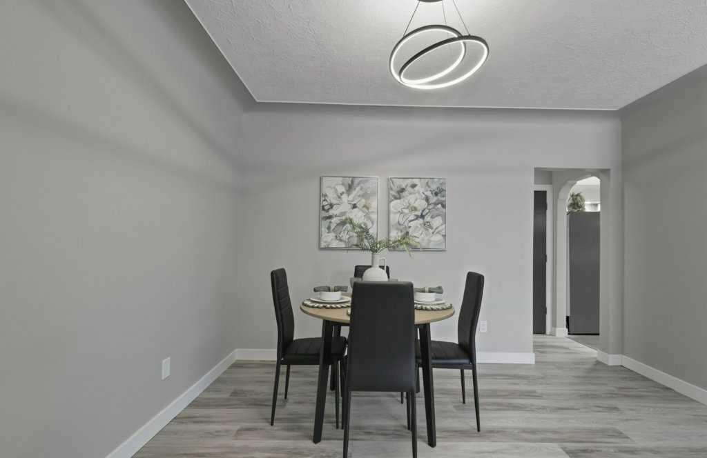 Fifth View of 5321 42 Avenue , Woodlea, Red Deer, Alberta, T4N 3A3