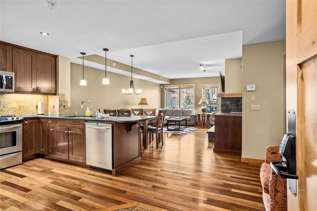 Fourth View of 112, 379 Spring Creek Drive , Spring Creek, Canmore, Alberta, T1W 0G8