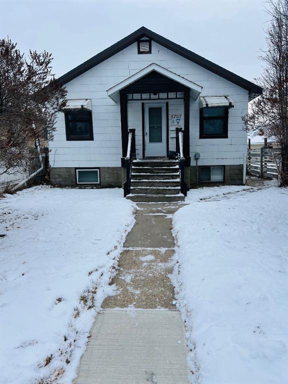 Second View of 5707 57 Avenue , Riverside Meadows, Red Deer, Alberta, T4N 4S2