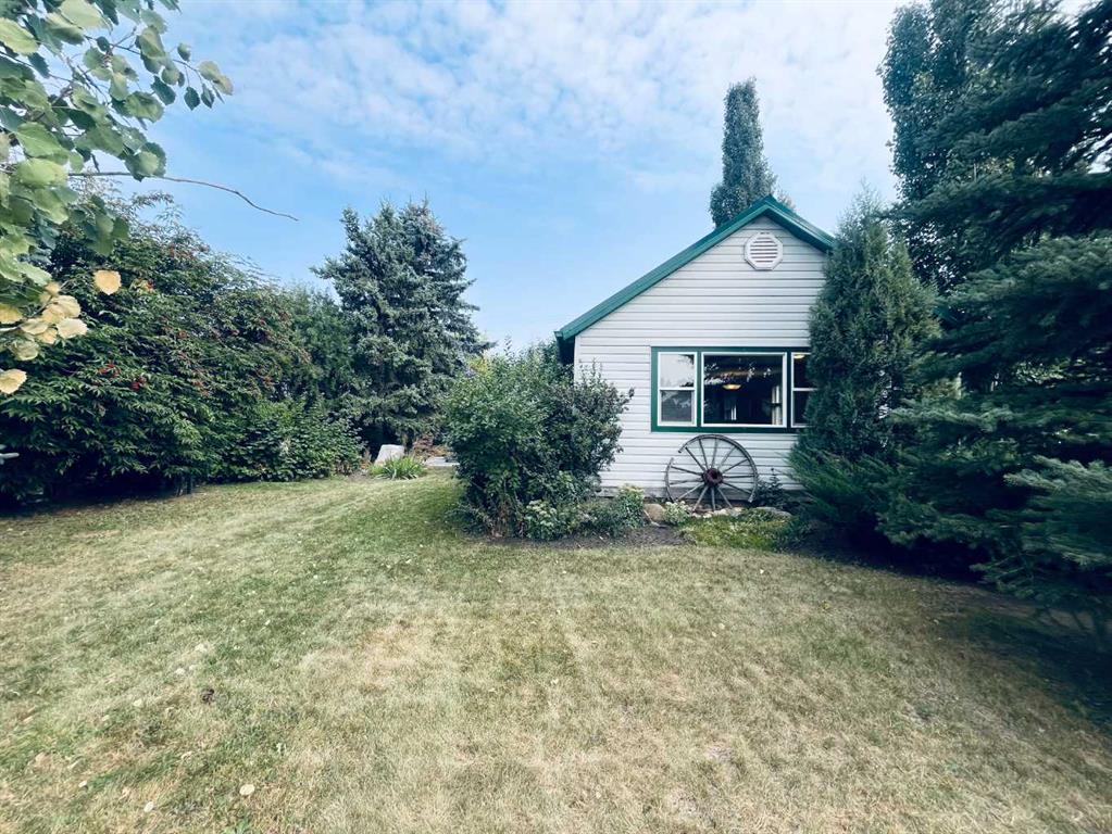 112 Allison Street , A2274128, Alberta,