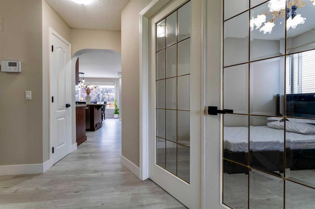 Fourth View of 276 Fairways Bay NW, Fairways, Airdrie, Alberta, T4B 2P5