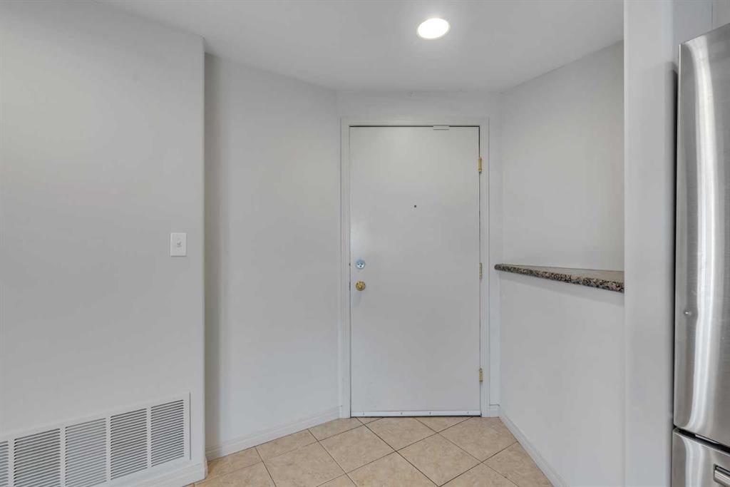 Fourth View of 2003, 683 10 Street SW, Downtown West End, Calgary, Alberta, T2P 5H3