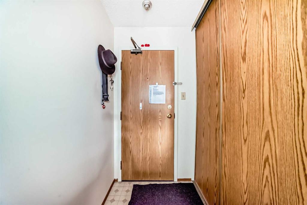 Fifth View of 309, 5204 Dalton Drive NW, Dalhousie, Calgary, Alberta, T3A 3H1