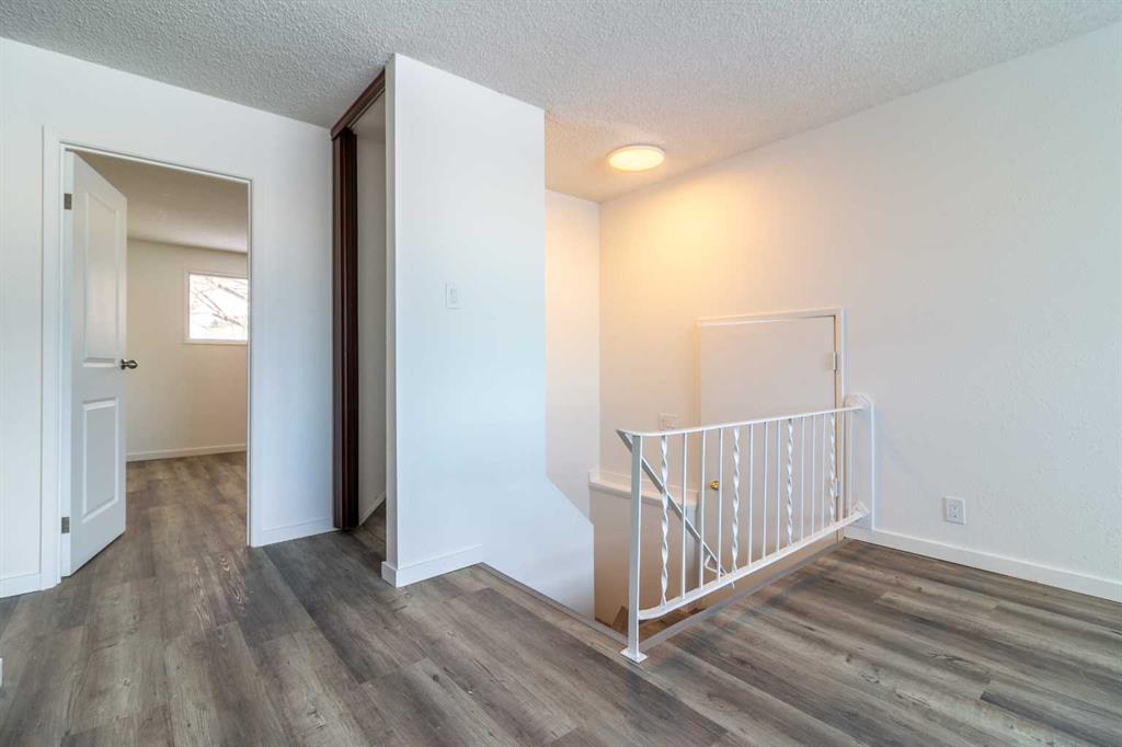 Third View of 74 Carleton Place W, Varsity Village, Lethbridge, Alberta, T1K 3X6