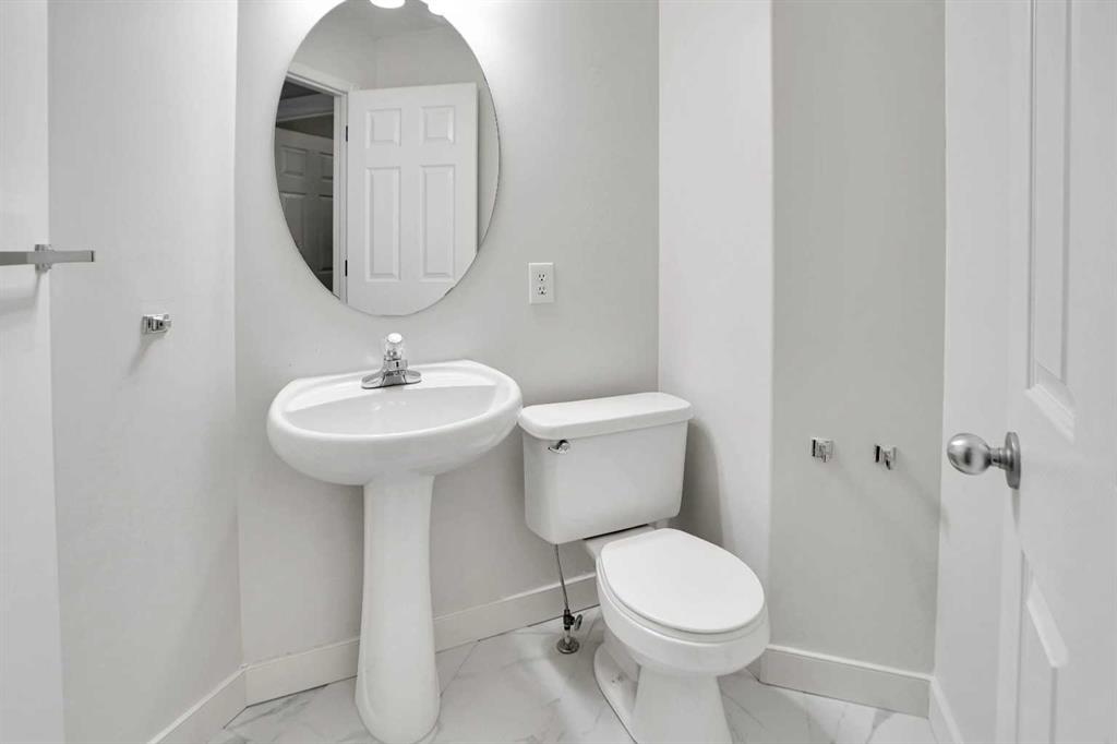 Fifth View of 240 Cove Drive , The Cove, Chestermere, Alberta, T1X1E5