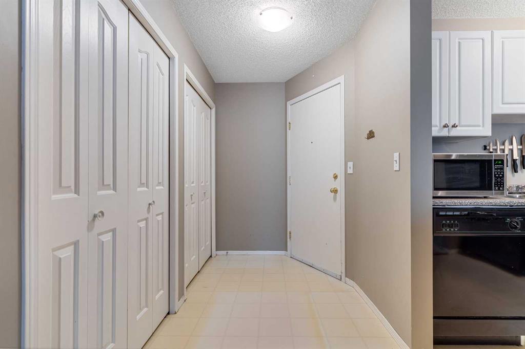 Fifth View of 107, 4000 Citadel Meadow Point NW, Citadel, Calgary, Alberta, T3G 5N5