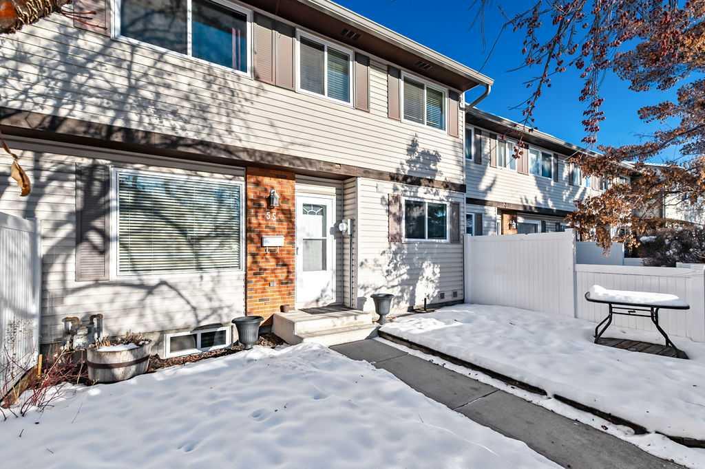 Third View of 55, 740 Bracewood Drive SW, Braeside, Calgary, Alberta, T2W 3N3
