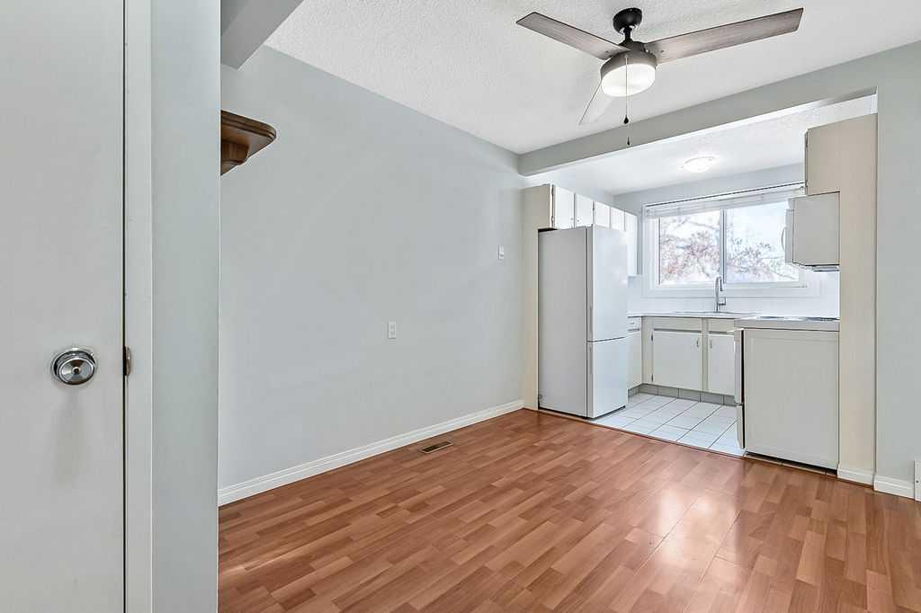 Fifth View of 55, 740 Bracewood Drive SW, Braeside, Calgary, Alberta, T2W 3N3