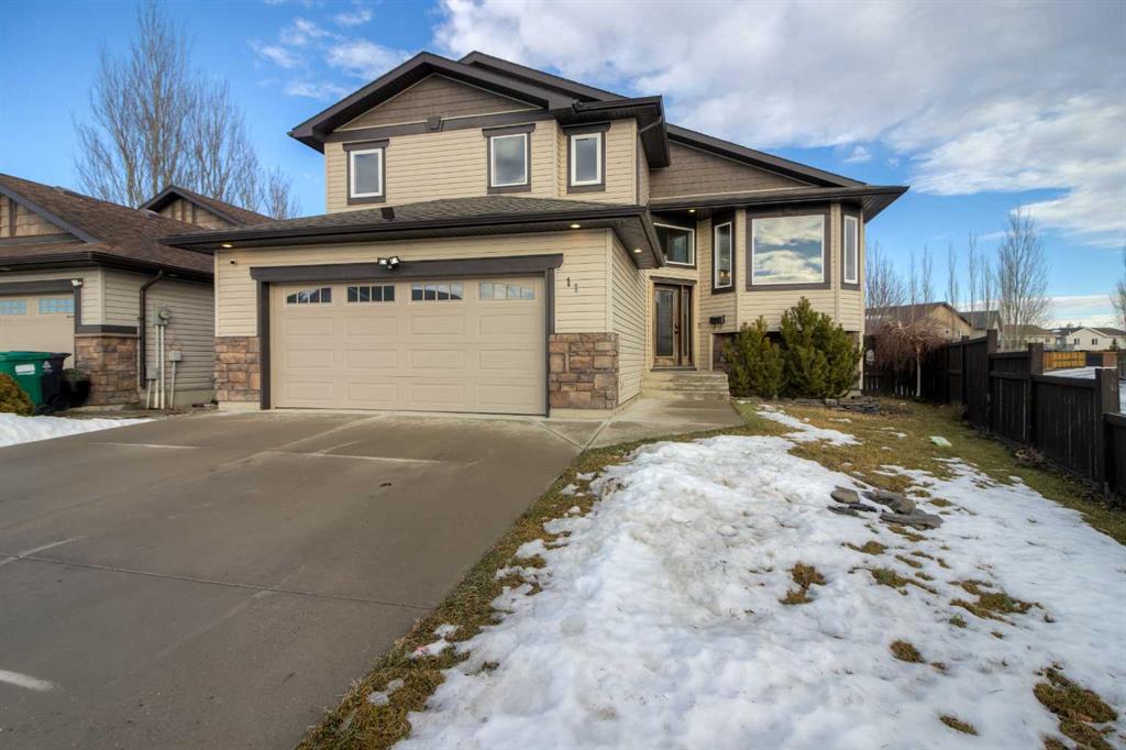 11 Cougar Cove N, A2274484, Alberta,