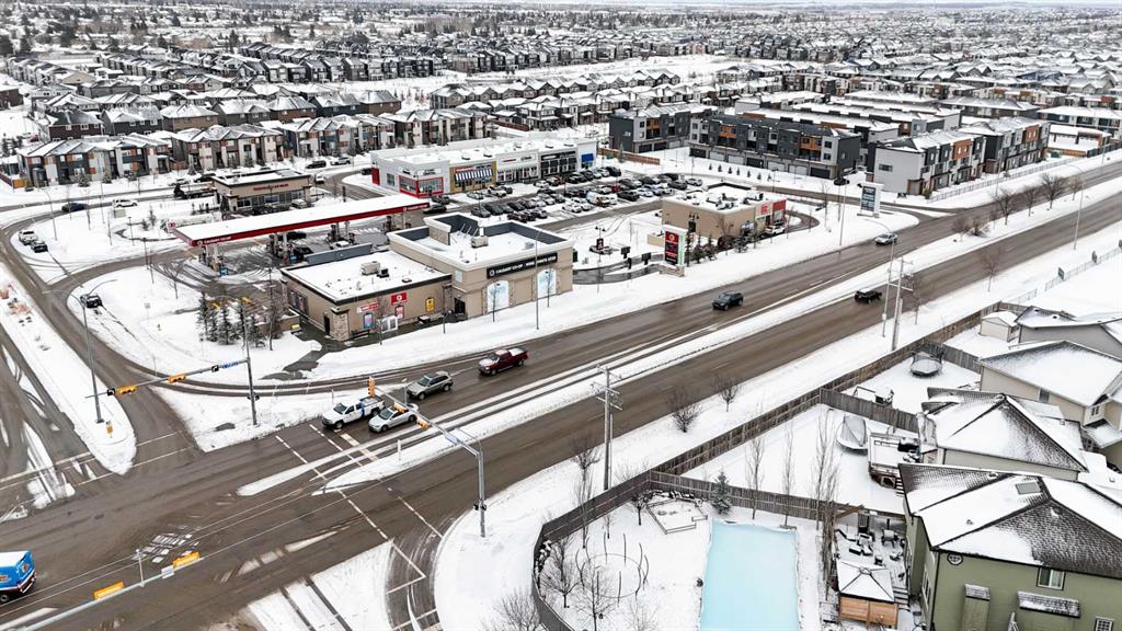 Fifth View of 204, 760 Railway Gate SW, Downtown, Airdrie, Alberta, T4B 3C5