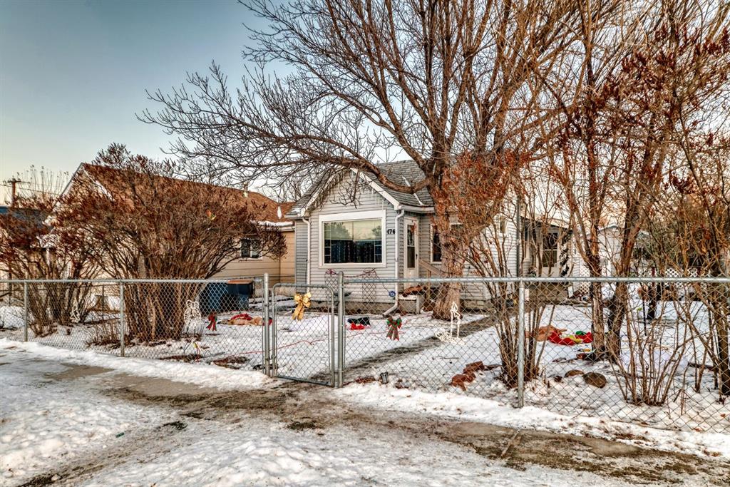 476 3 Street , A2274528, Alberta,