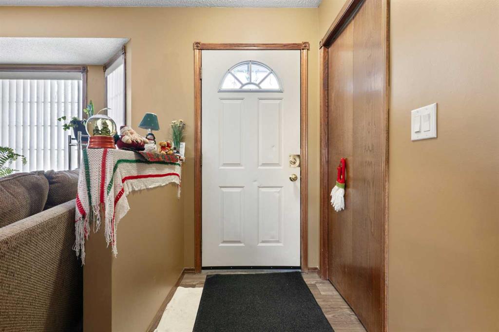 Third View of 18 Greenview Crescent , Green Meadow, Strathmore, Alberta, T1P 1L2