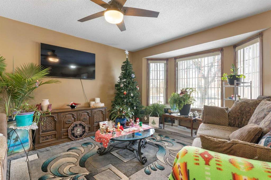 Fifth View of 18 Greenview Crescent , Green Meadow, Strathmore, Alberta, T1P 1L2