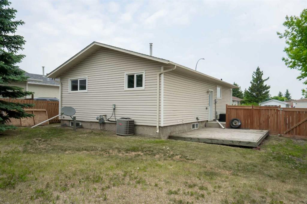 Fourth View of 8325 101 Ave  , Saddleback Ridge, Peace River, Alberta, T8S 1N2