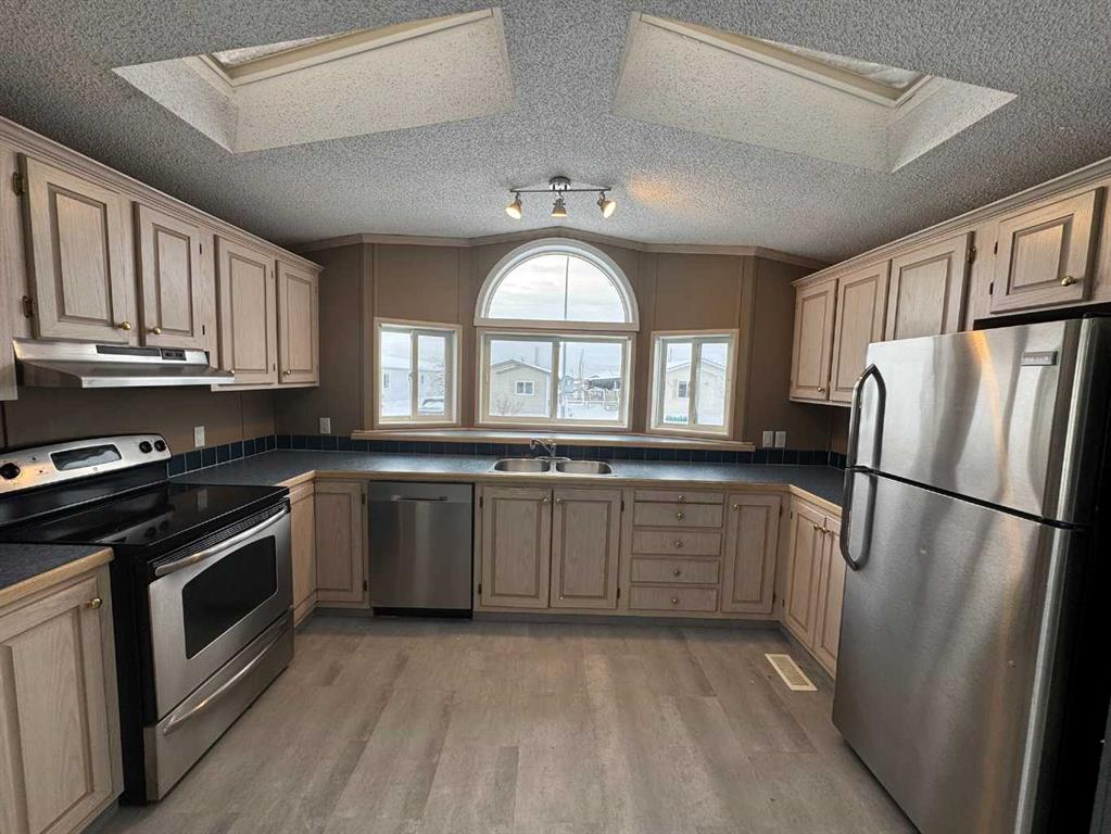 Fourth View of 108, 10615 88 Street , MH - Trumpeter Village, Grande Prairie, Alberta, T8X 1P5