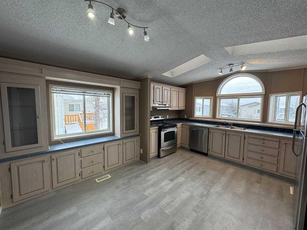 Fifth View of 108, 10615 88 Street , MH - Trumpeter Village, Grande Prairie, Alberta, T8X 1P5