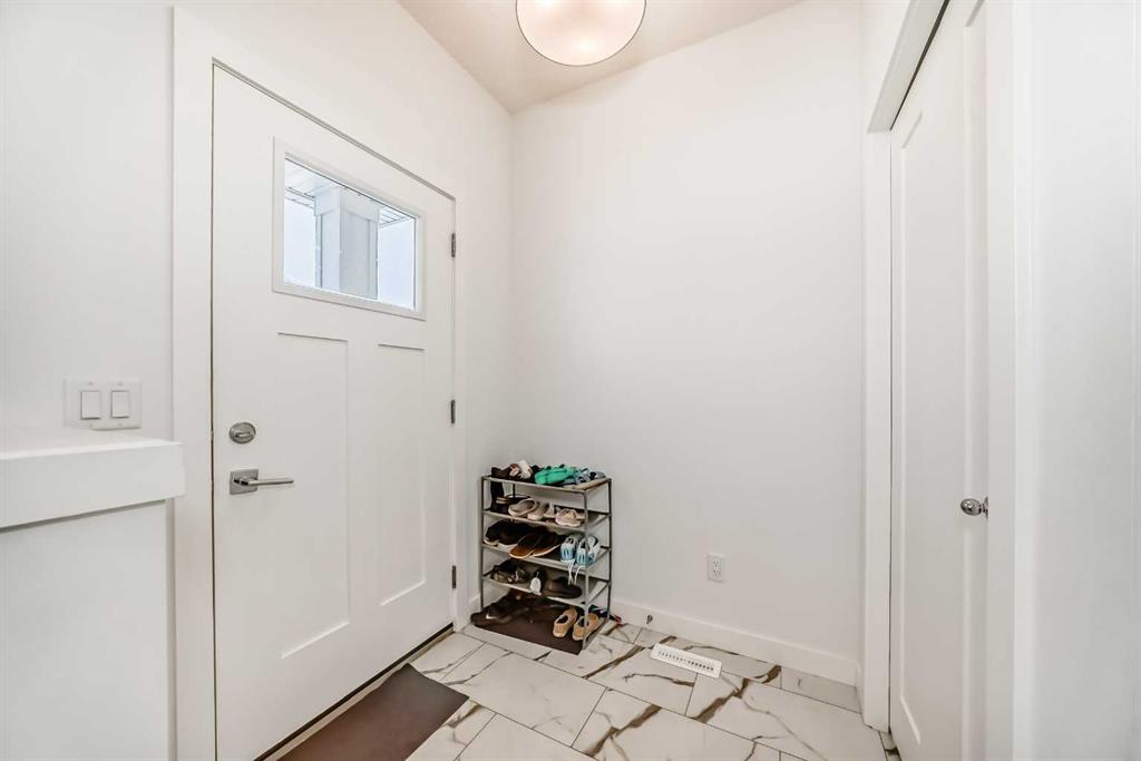 Fifth View of 106 Dawson Harbour Grove , Dawson's Landing, Chestermere, Alberta, T1X 2S4