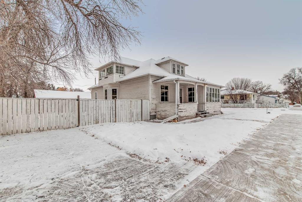 Fifth View of 1003 Dominion Street SE, River Flats, Medicine Hat, Alberta, T1A 1A1