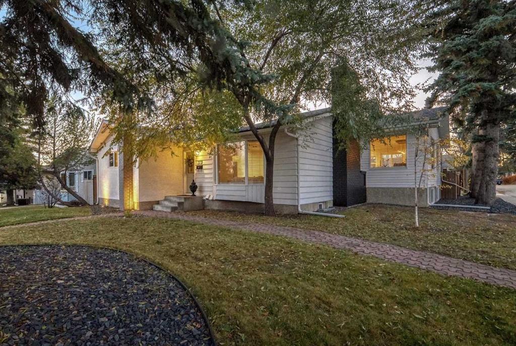 3731 45 Street SW, A2274777, Alberta,