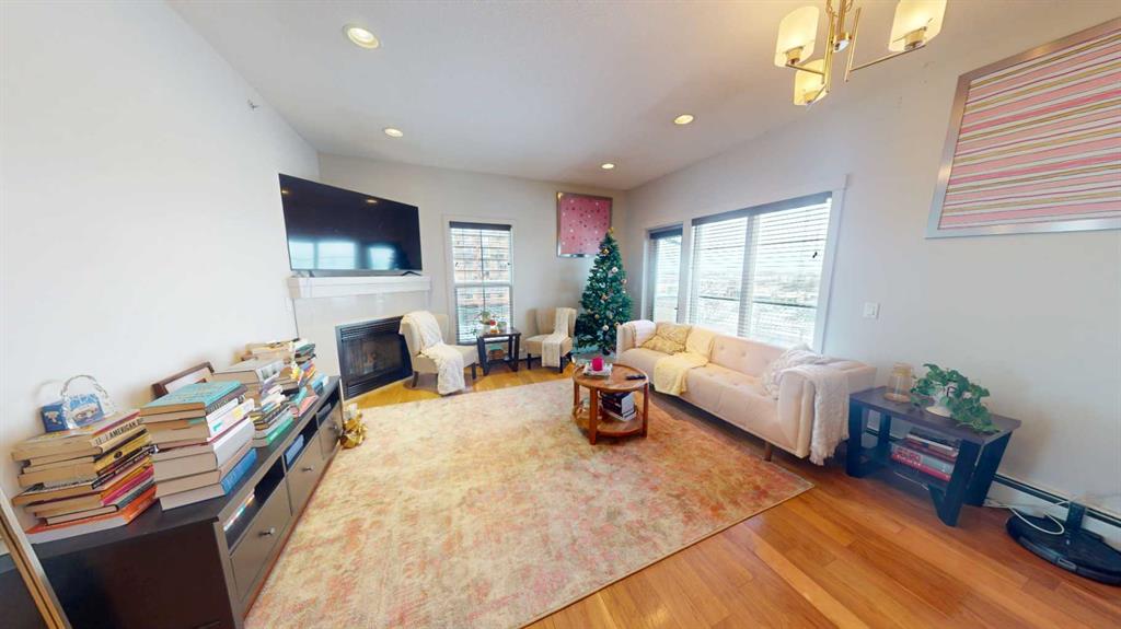 Third View of 204, 4704 Stanley Road SW, Elboya, Calgary, Alberta, T2S 2R2