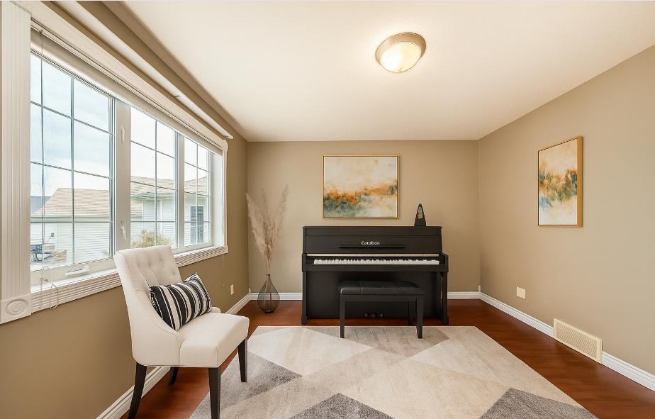 Fourth View of 310 Highwood Village Place NW, Highwood Village, High River, Alberta, T1V 1W1