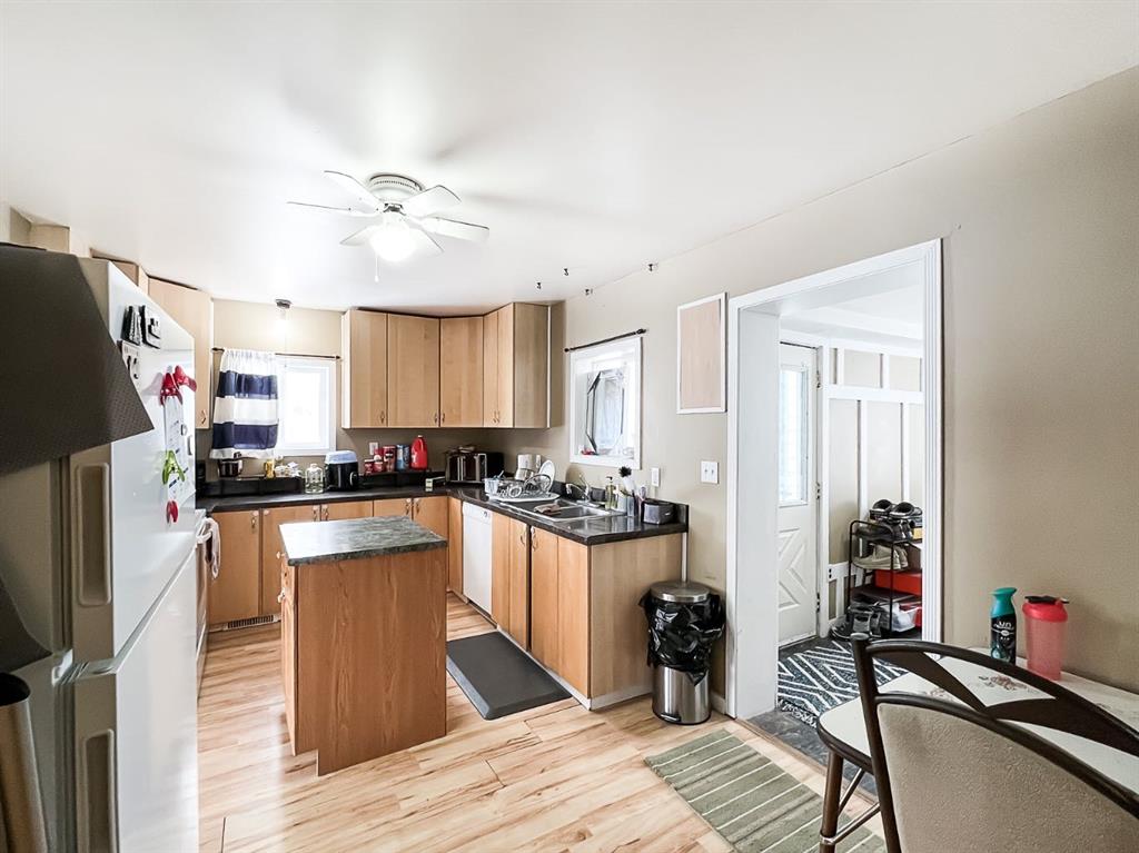 Fourth View of 103 3 Avenue SW, NONE, Falher, Alberta, T0H 1M0