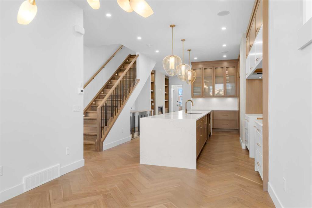 Fifth View of 3919 19 Street SW, Altadore, Calgary, Alberta, T2T 4Y1