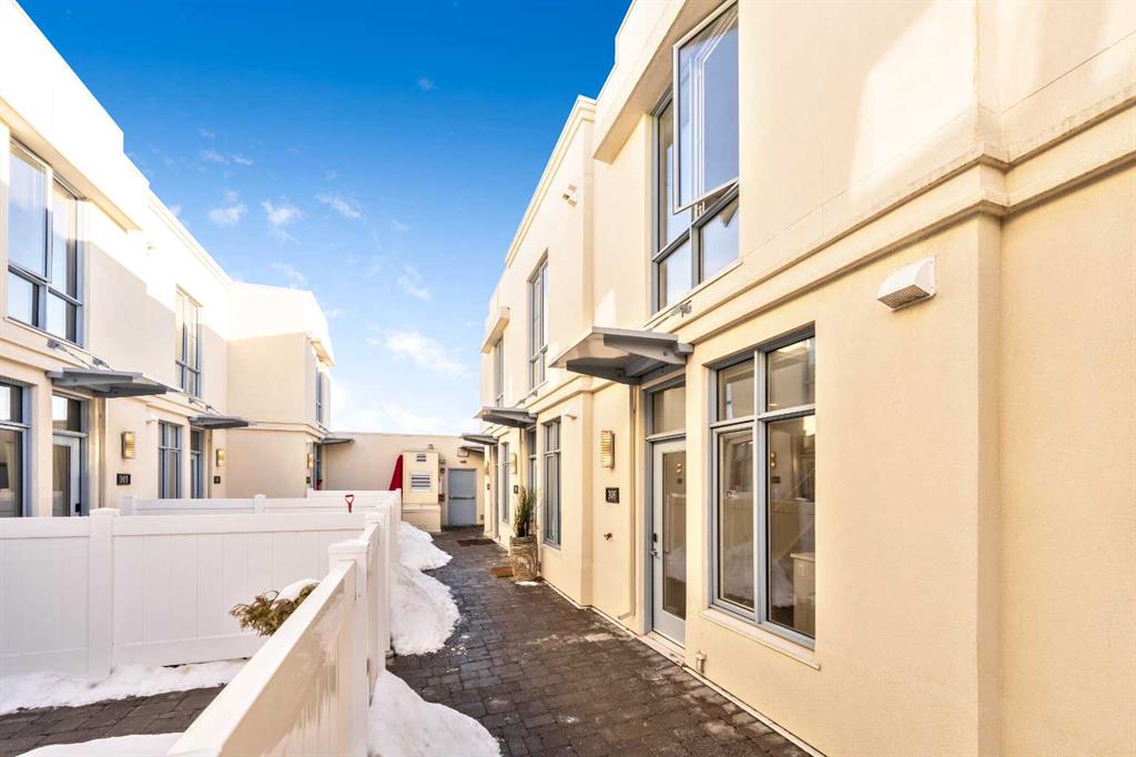 Third View of 308, 1611 28 Avenue SW, South Calgary, Calgary, Alberta, T2T 1J5