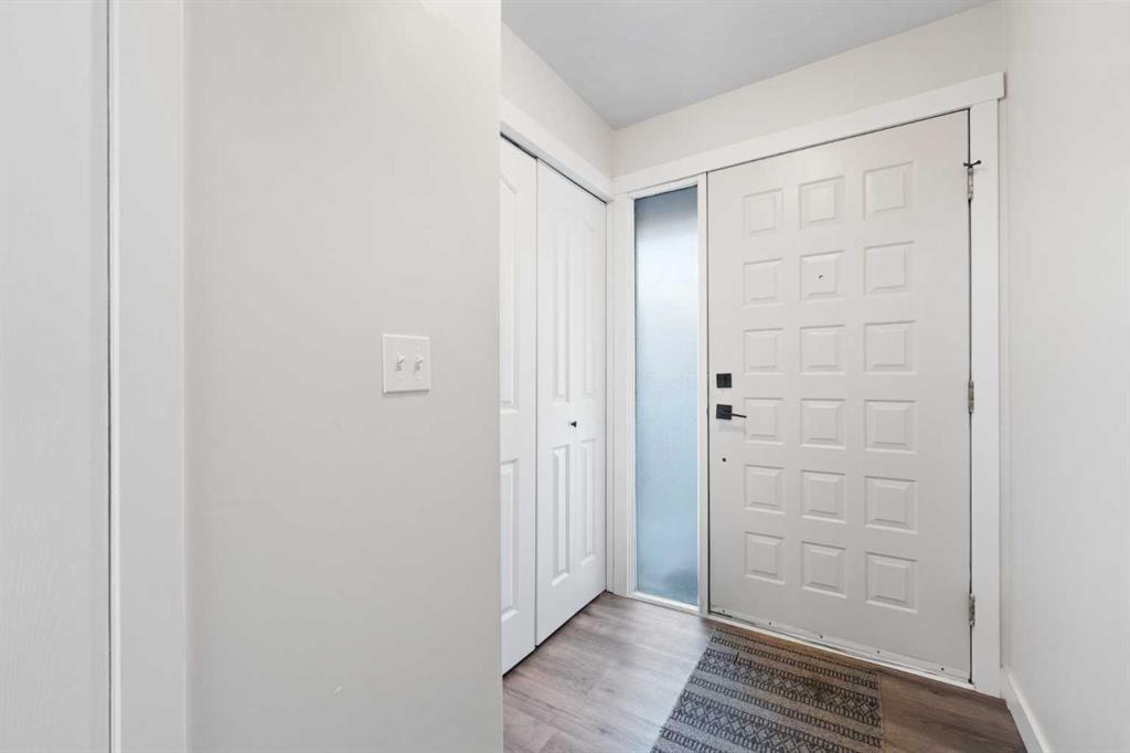 Fourth View of 68, 23 Glamis Drive SW, Glamorgan, Calgary, Alberta, T3E 6S3