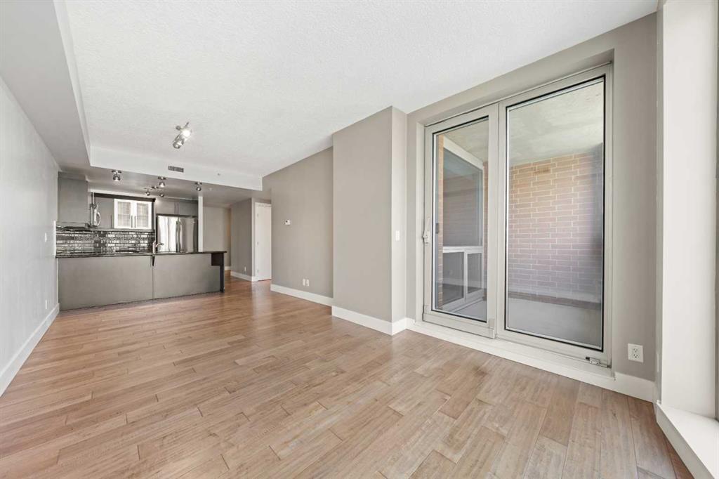 Second View of 808, 817 15 Avenue SW, Beltline, Calgary, Alberta, T2R 0H8