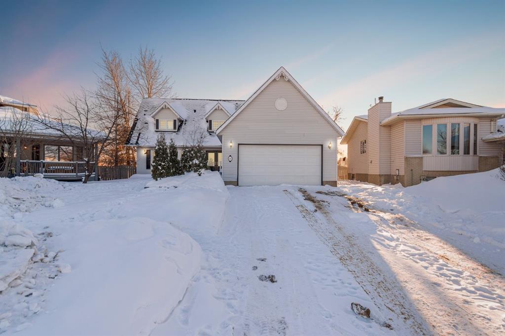 225 Bacon Place , A2275104, Alberta,