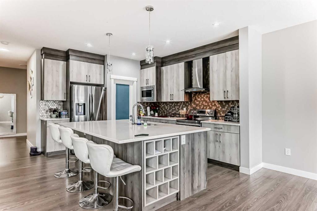 Fifth View of 197 Baysprings Gardens SW, Baysprings, Airdrie, Alberta, T4B5C5