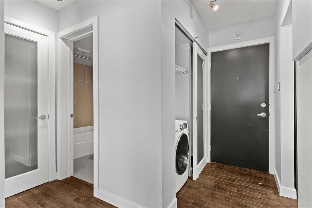 Fifth View of 106, 1904 10 Street SW, Lower Mount Royal, Calgary, Alberta, T2T 3G1