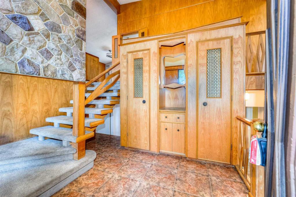 Fourth View of 6729 Leeson Court SW, Lakeview, Calgary, Alberta, T3E 6B5