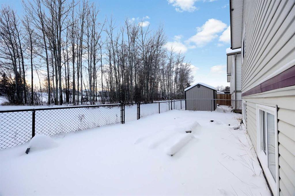 Third View of 153 Leitner Gate , Timberlea, Fort McMurray, Alberta, T9K 2M4