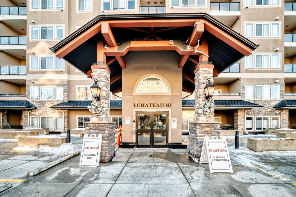 213, 10 DISCOVERY RIDGE Close SW, A2275245, Alberta,