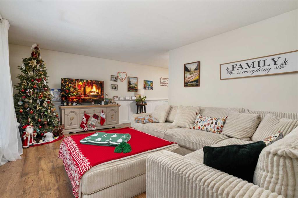 Fifth View of 2 Grand Park Crescent , Grandview, Camrose, Alberta, T4V 2K4