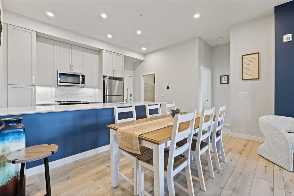 Third View of 122, 255 Les Jardins Park SE, Douglasdale/Glen, Calgary, Alberta, T2C 5W9