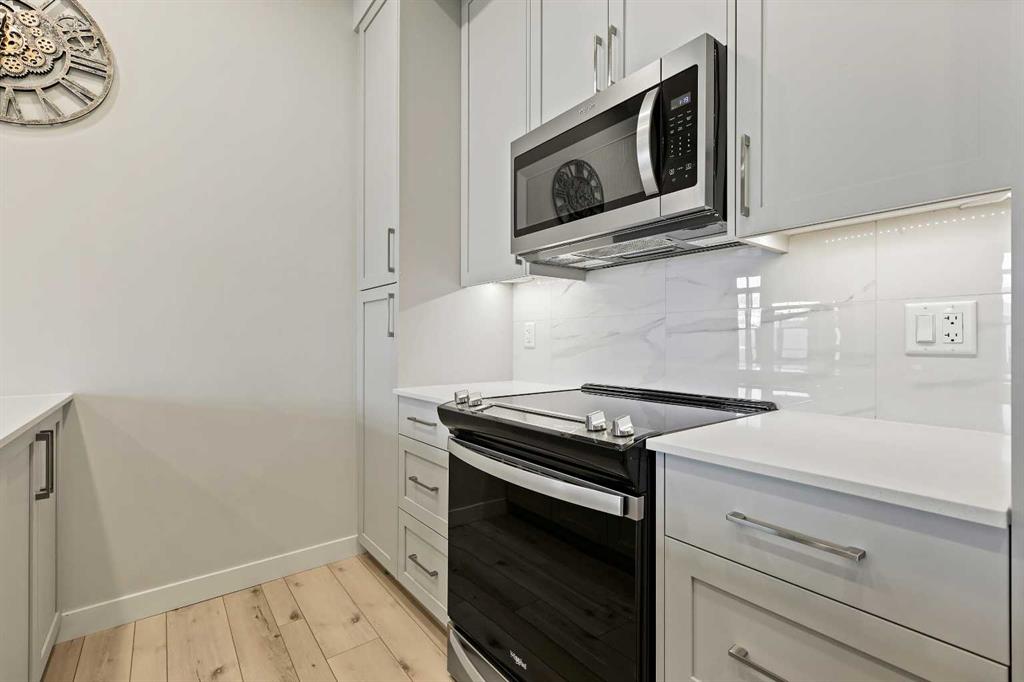 Fifth View of 122, 255 Les Jardins Park SE, Douglasdale/Glen, Calgary, Alberta, T2C 5W9